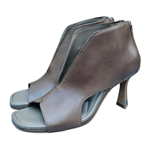 Square Toe Ankle Bootie Brown Leather Vince Camuto Jesilia Split Vamp Size 7.5 - Picture 3 of 12